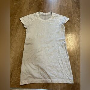 Lululemon swiftly tech short sleeve top in white